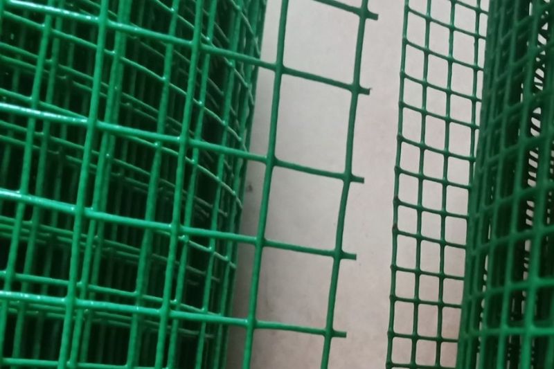 Lưới mắt cáo nhựa
